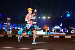 BIB: 41093
                            <button type="button" onclick="openModal(15047629)" class="btn btn-primary btn-sm float-right btn-popup" data-toggle="modal" data-target=".modal-high-quality">
                        <i class="fas fa-shopping-cart"></i> Add to Cart
                    </button>
                                            <button type="button" onclick="isThisMe(15047629, true)" class="btn btn-success btn-sm float-right btn-popup btn-isme hidden" data-toggle="tooltip" data-placement="bottom" title="นี่คือรูปของคุณใช่ไหม คลิกที่นี่เพื่อเอาเข้าอัลบั้ม">
                        <i class="fas fa-plus"></i> Add to album
                    </button>
                    <button type="button" onclick="isThisMe(15047629, false)" class="btn btn-warning btn-sm float-right btn-popup btn-isnotme hidden">
                        <i class="fas fa-ban"></i> Remove from album
                    </button>